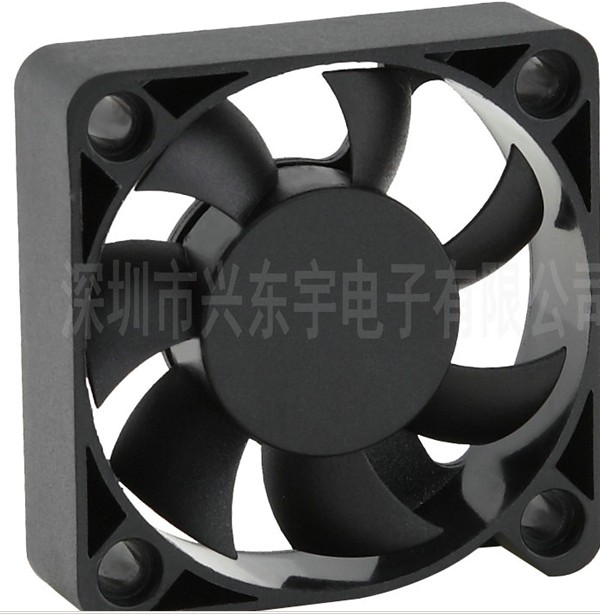 舞台灯光散热风扇舞台表演者的强大后盾！