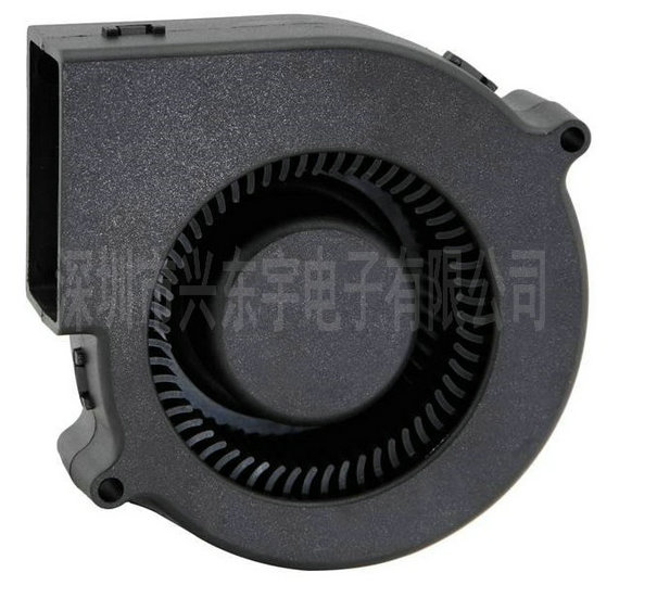 “扇热法器”LED设备散热风扇优点！