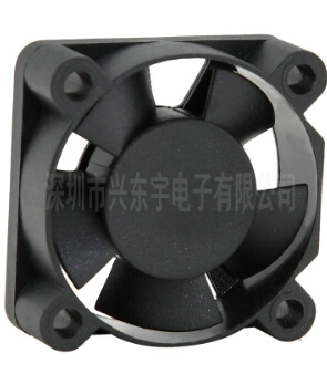 用电饭煲散热风扇，降温降音并存